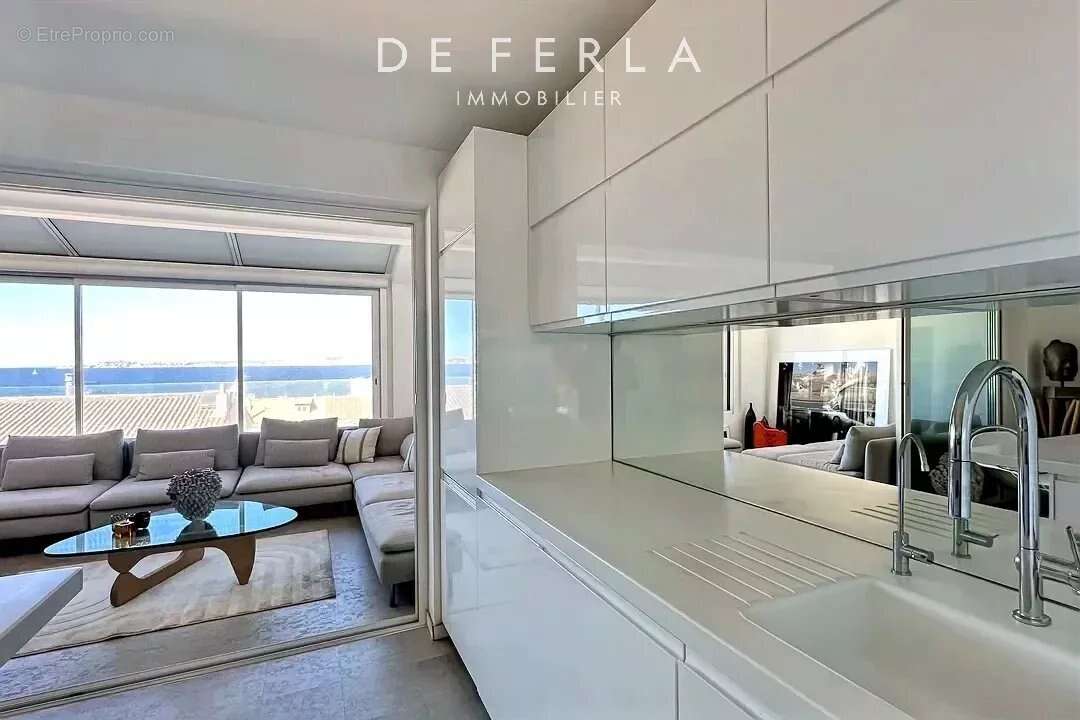 Appartement à MARSEILLE-8E