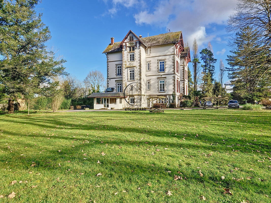 Maison à ESPIUTE