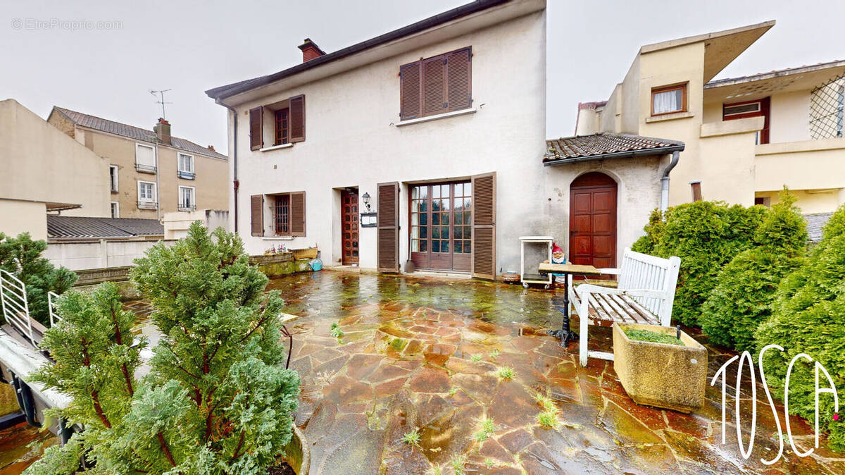 Maison à CHOISY-LE-ROI