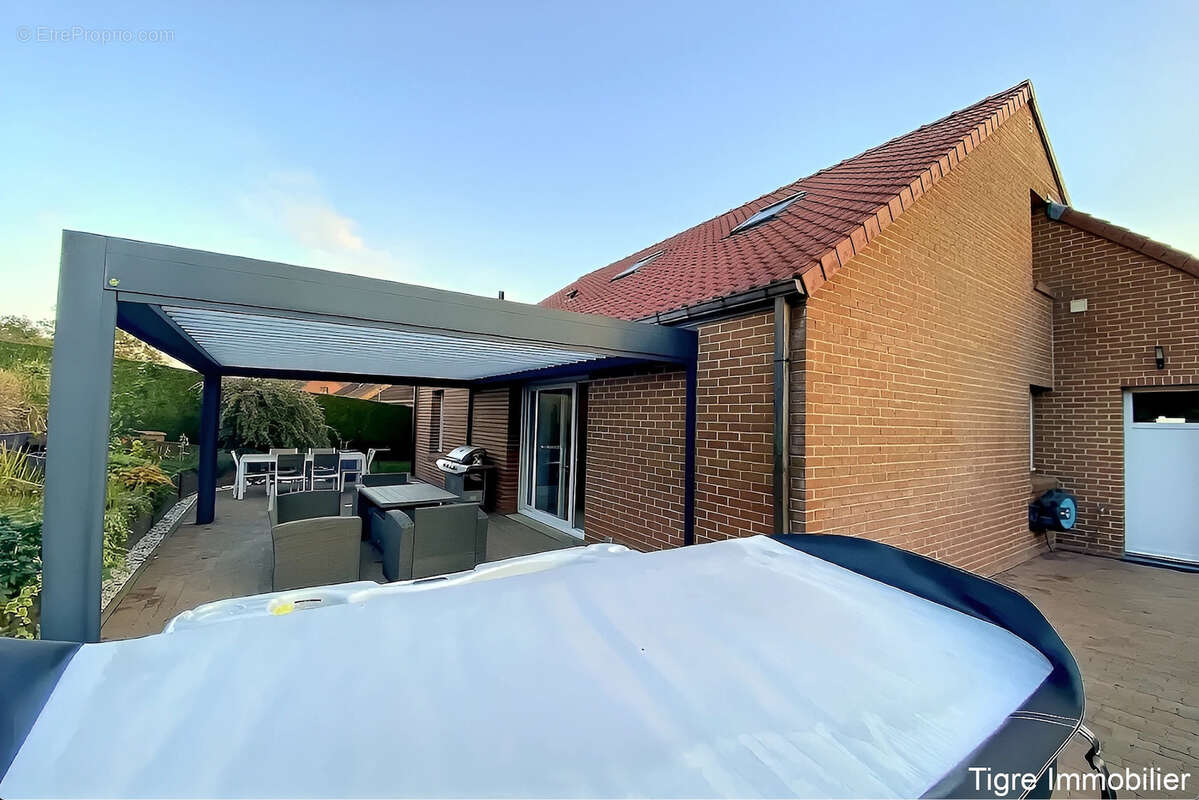 Maison à CERFONTAINE