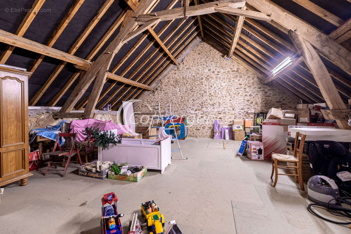 Maison à LA PORCHERIE