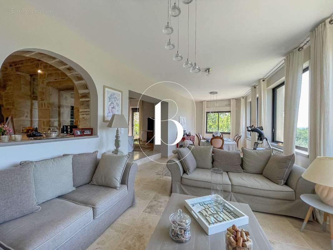 Maison à UZES