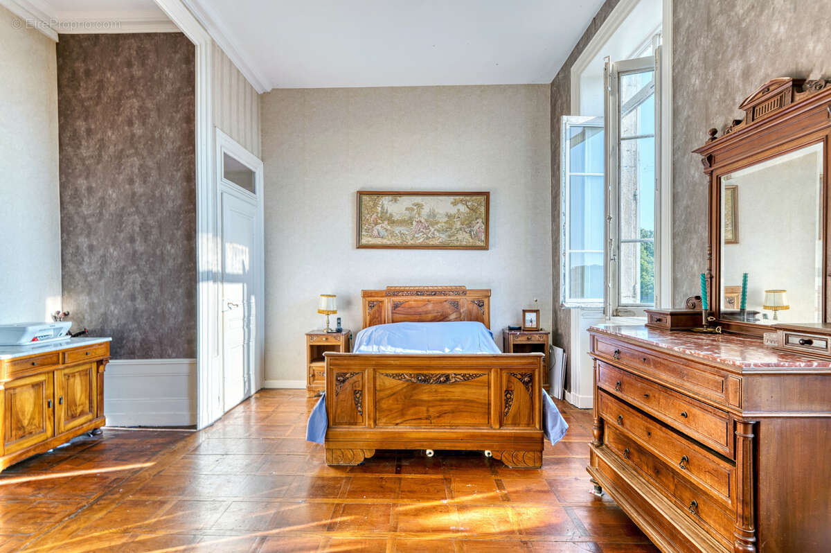 Maison à CREMIEU