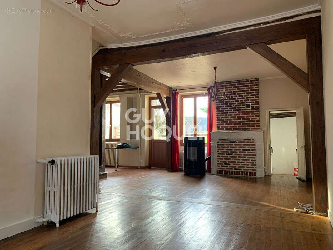 VENTE d'une maison F5 (127.30 m²) à COURTALAIN - photo 2