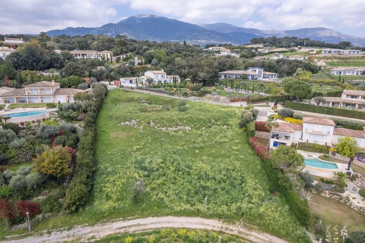 Exceptionnel terrain avec vue - photo 4