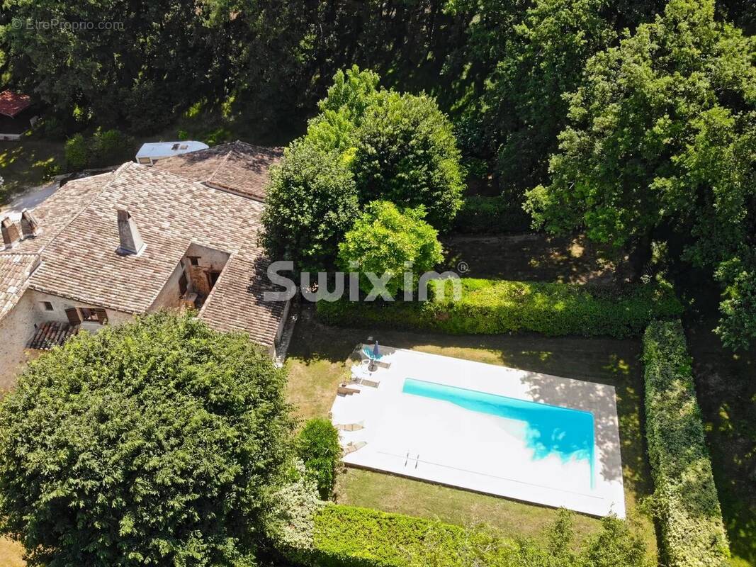 Maison à MONTELIMAR