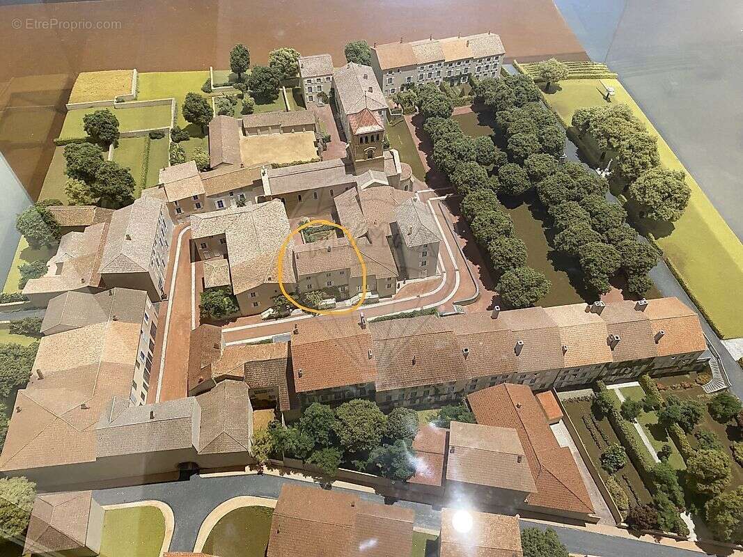 Maison à SALLES-ARBUISSONNAS-EN-BEAUJOLAIS