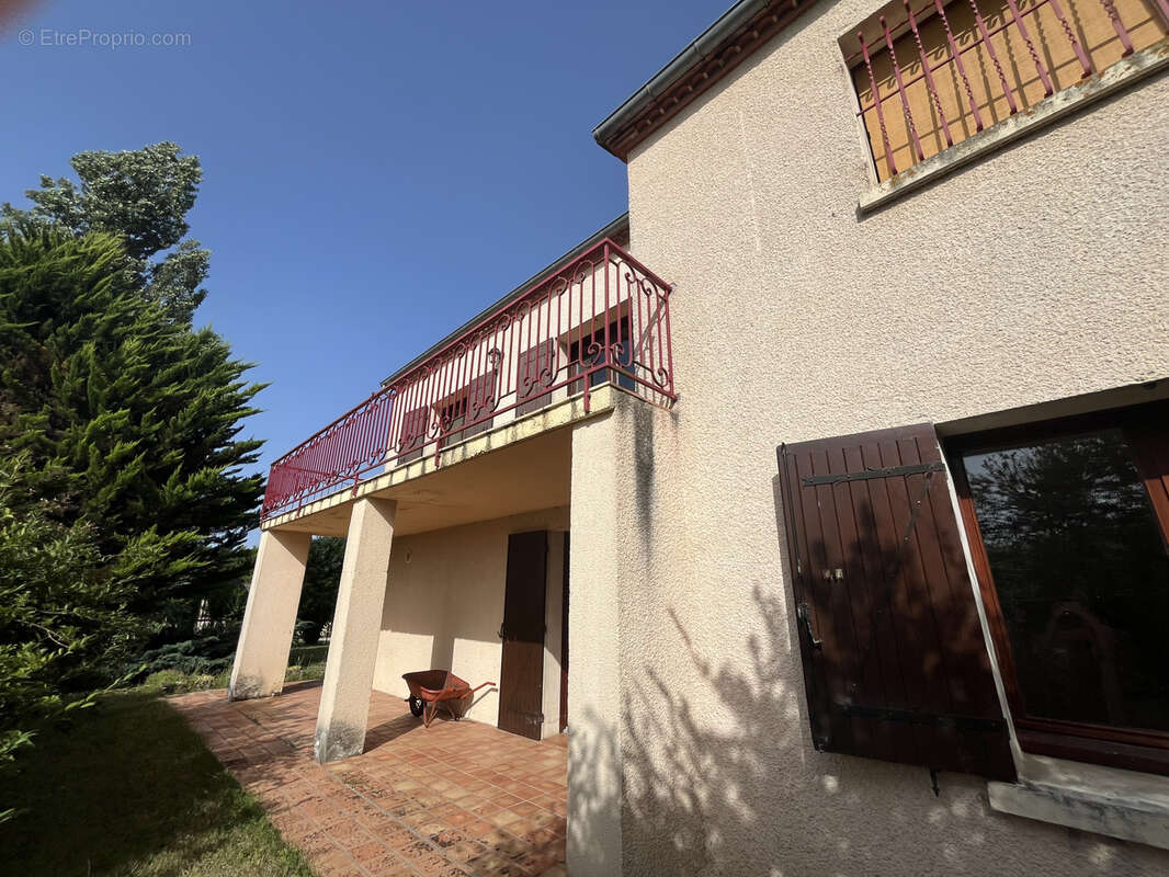 Maison de 140 m2 avec terrasse, balcon et jardin 1300 M2 - photo 24