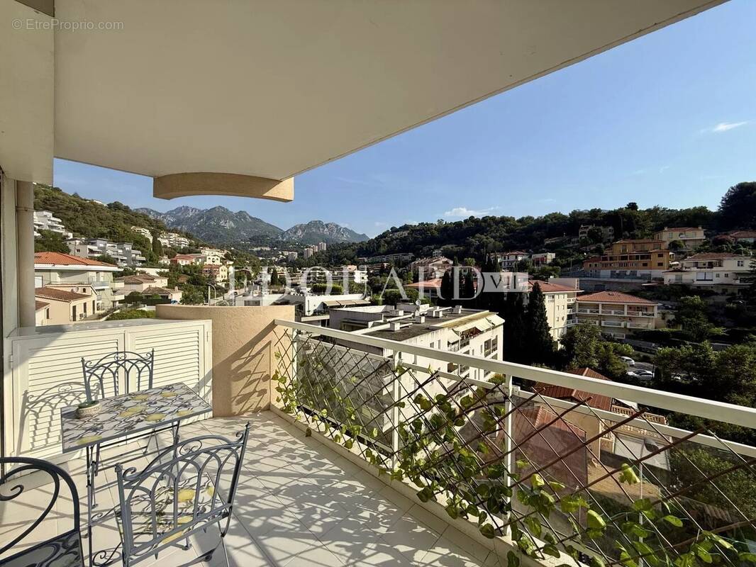 Appartement à ROQUEBRUNE-CAP-MARTIN