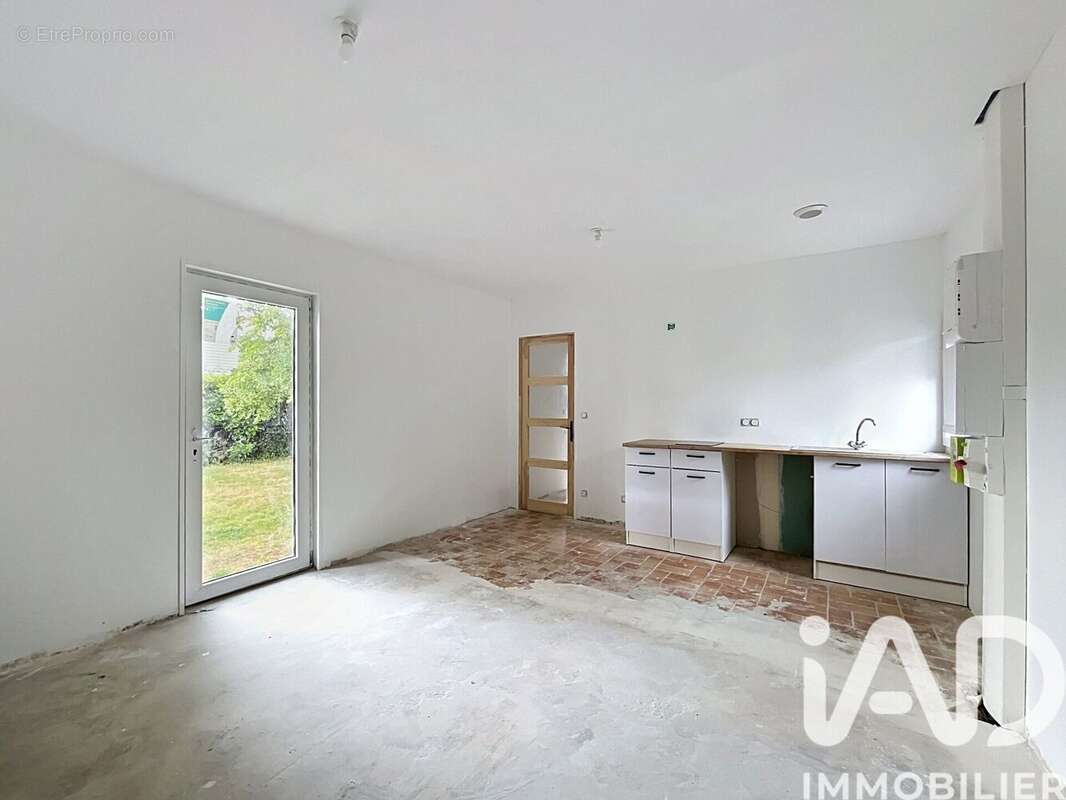 Photo 3 - Maison à LE PELLERIN
