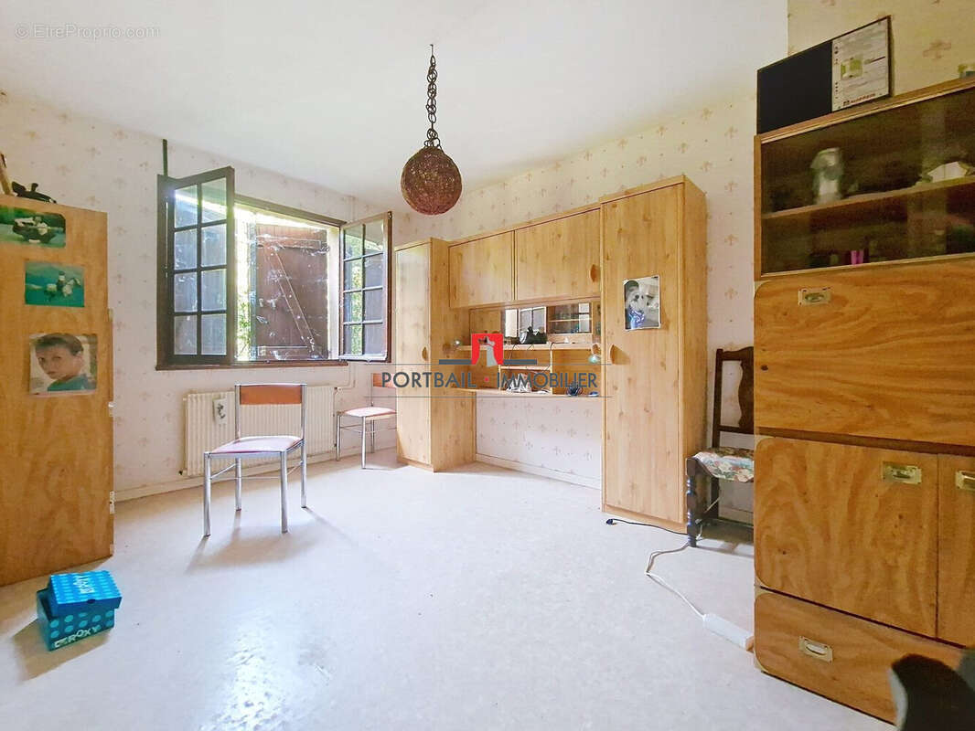 Maison à SAINT-CIERS-D'ABZAC