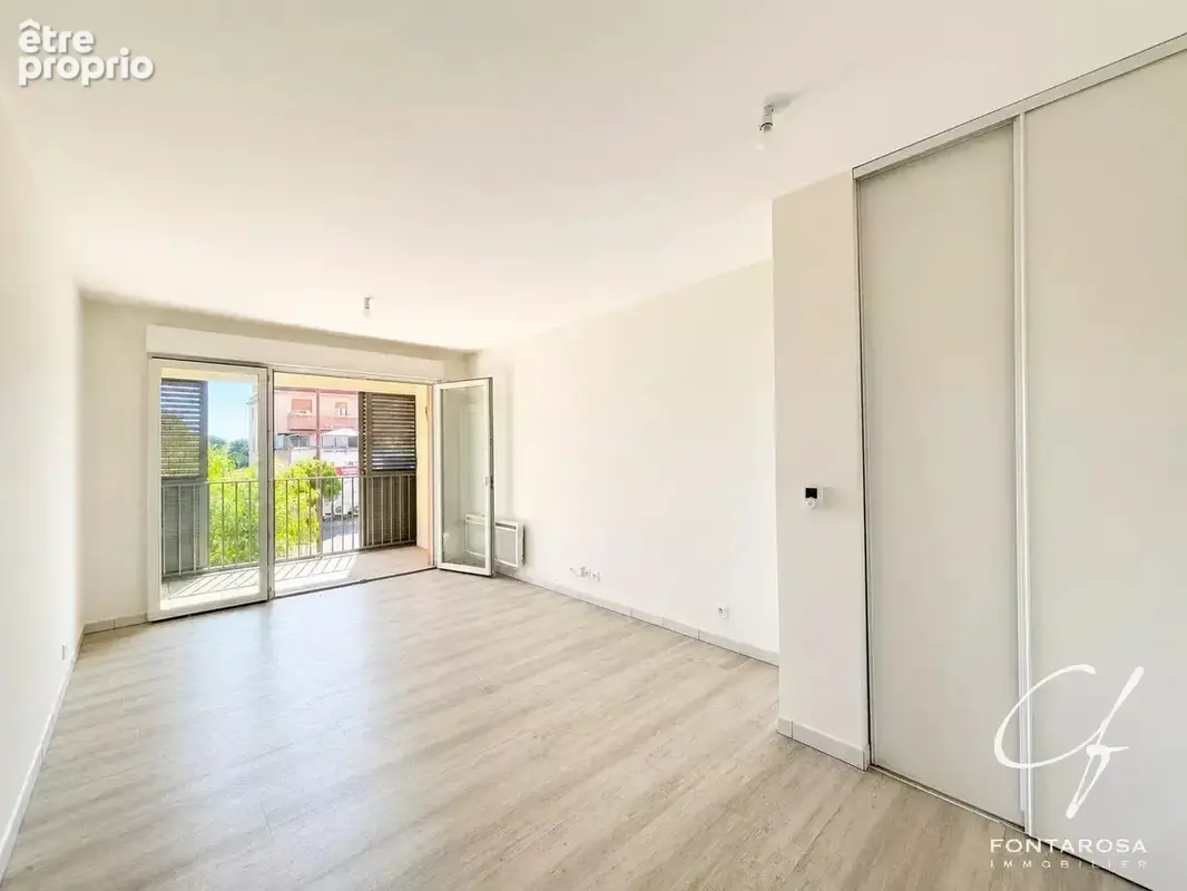 Appartement à FREJUS