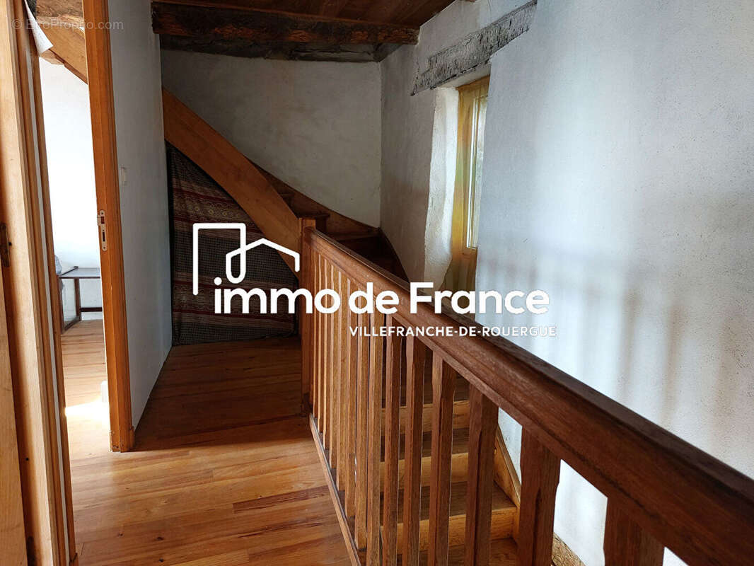 Maison à LA SALVETAT-PEYRALES