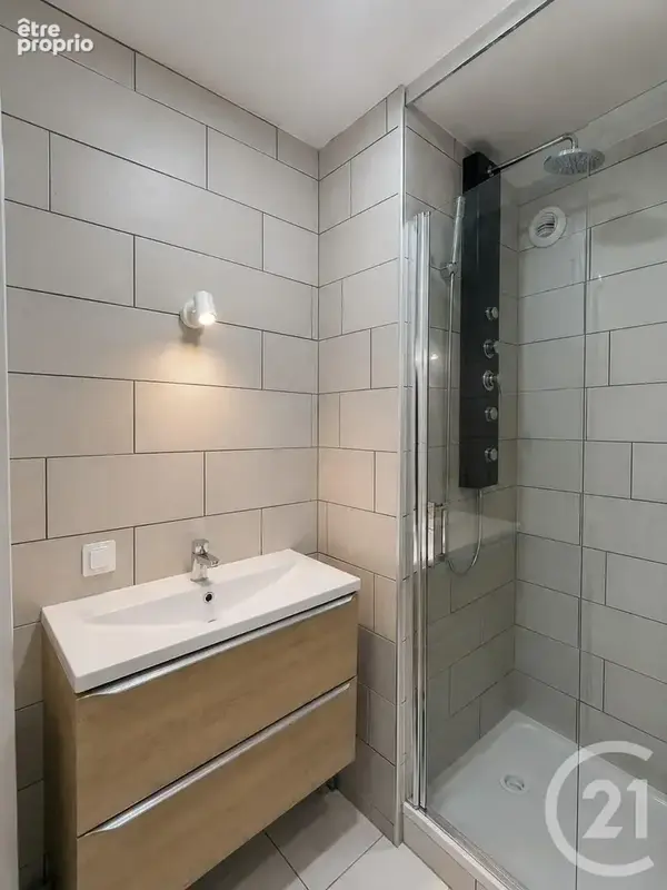 Appartement 4 pièces 85 m² à vendre à Villeurbanne (69100) - photo 7