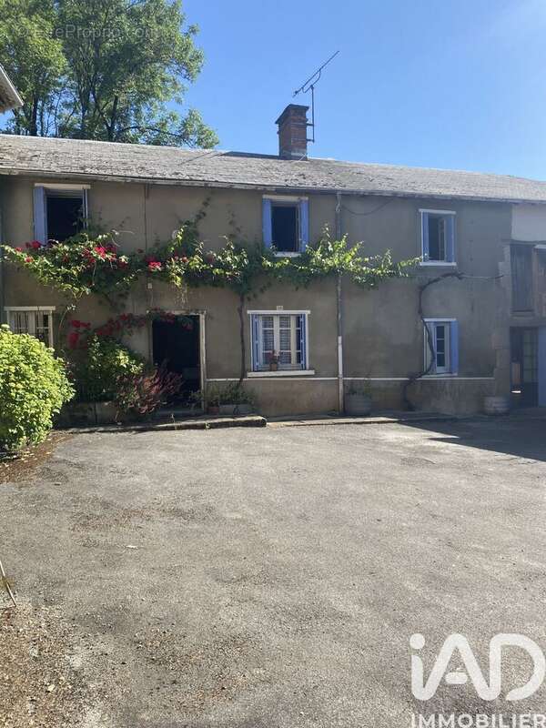 Maison 139 m² à Massals  - photo 2