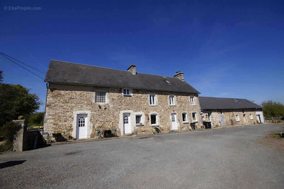 Maison à SAINT-SAUVEUR-LE-VICOMTE