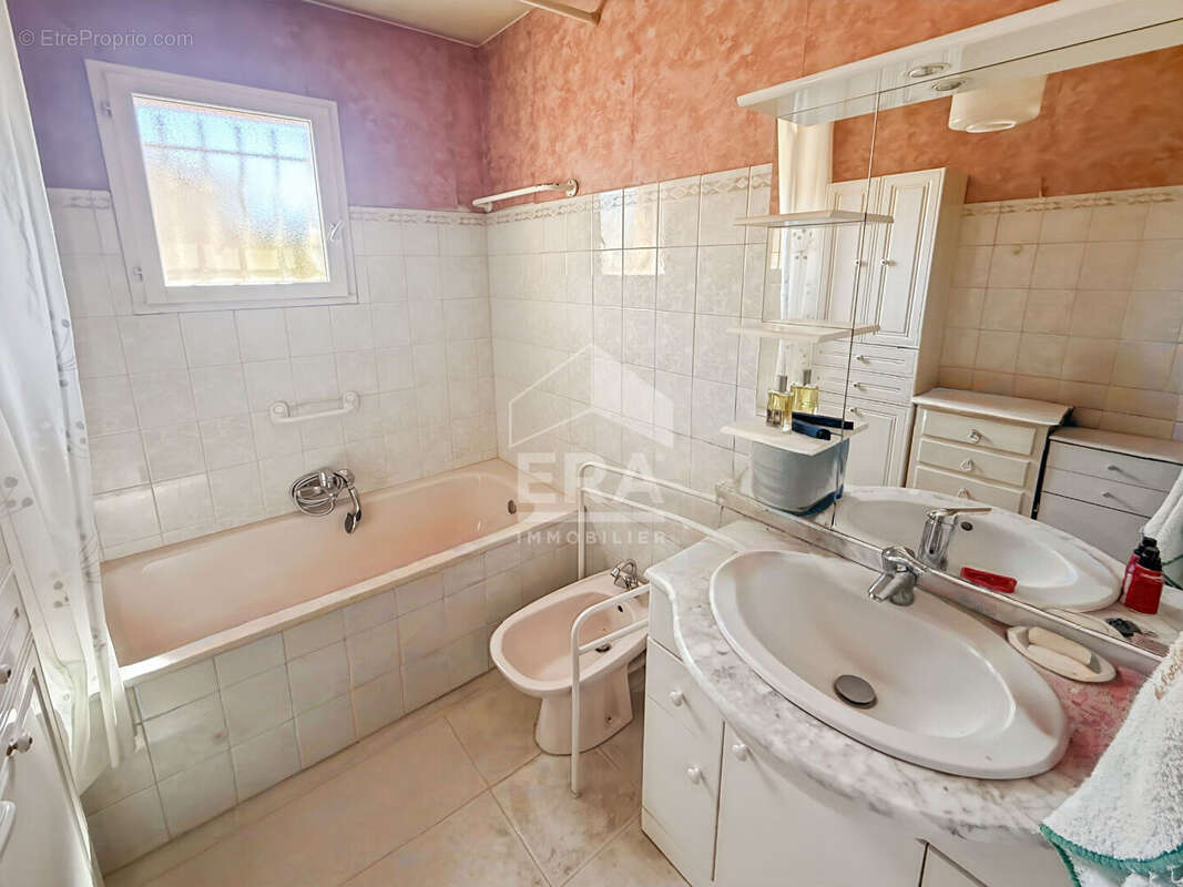 Maison à SEPTEMES-LES-VALLONS