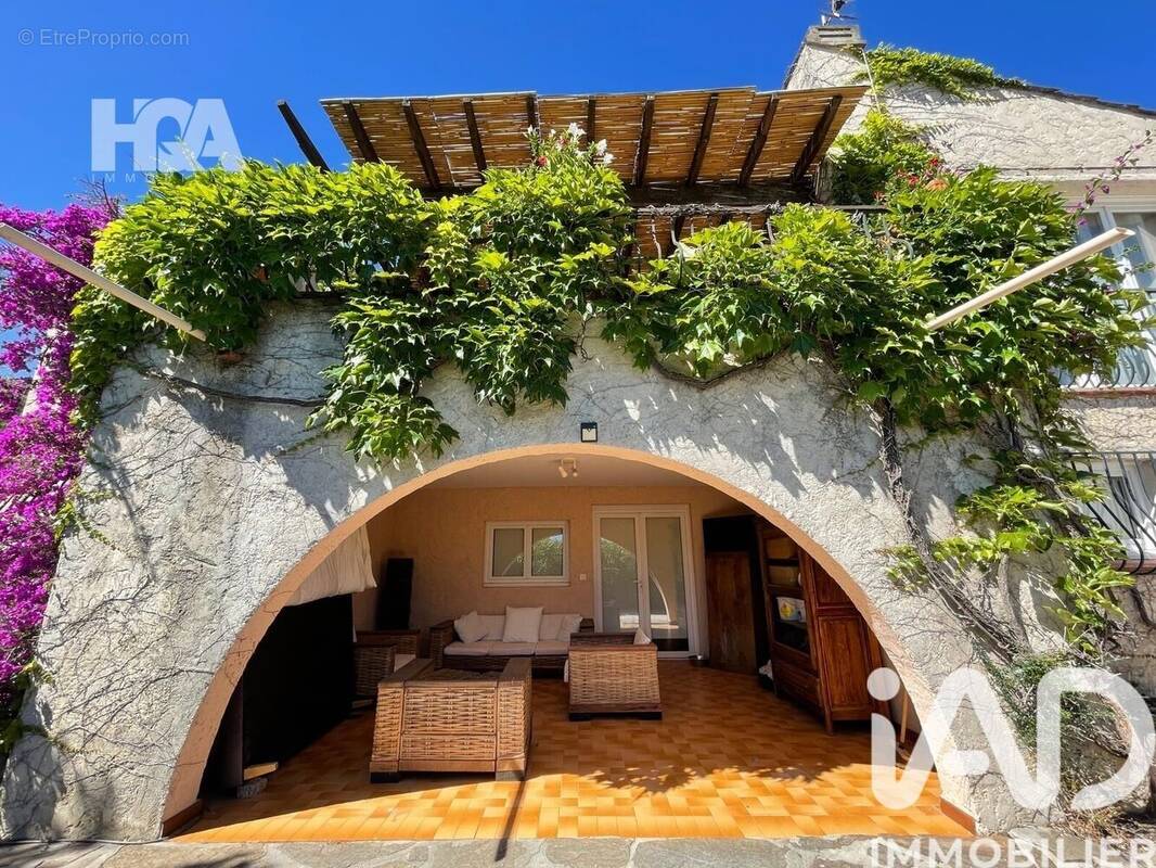 Photo 1 - Appartement à LE LAVANDOU