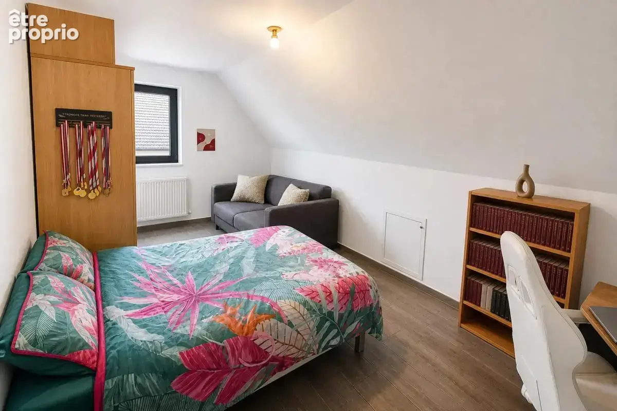 Maison de 5 pièces de 125 m² à Sainte-Foy - photo 9