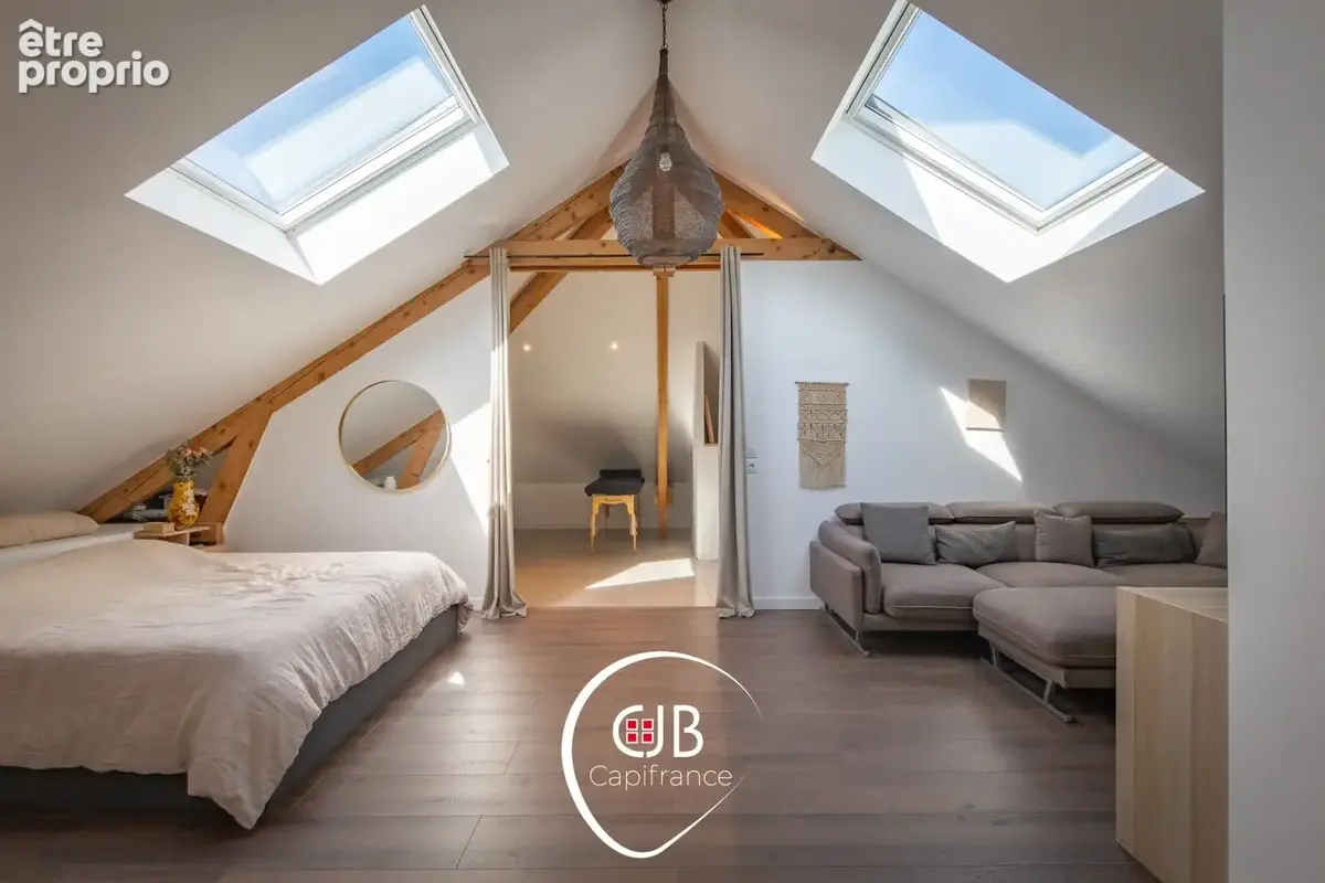 Sonnaz – Maison 220 m², DPE B et appartement en rez-de-jardin - photo 2