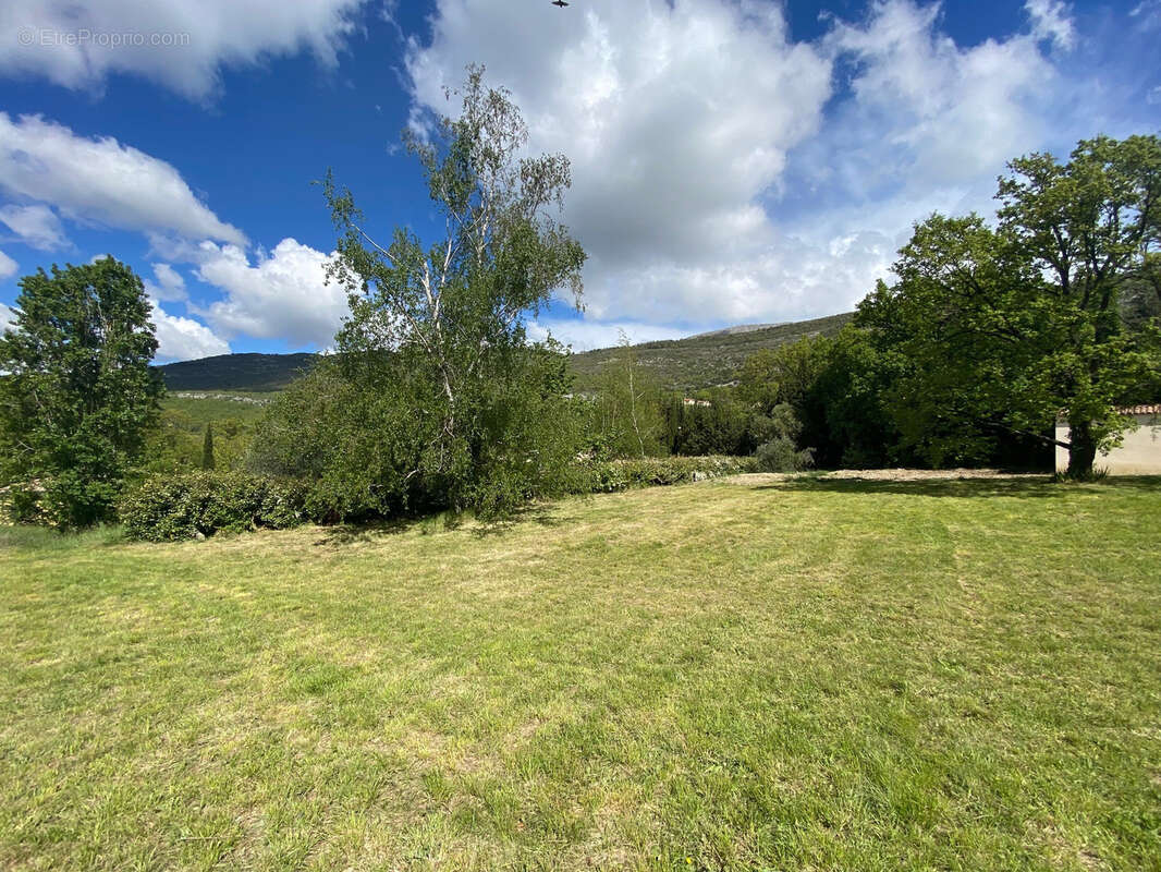 Maison à SAINT-VALLIER-DE-THIEY