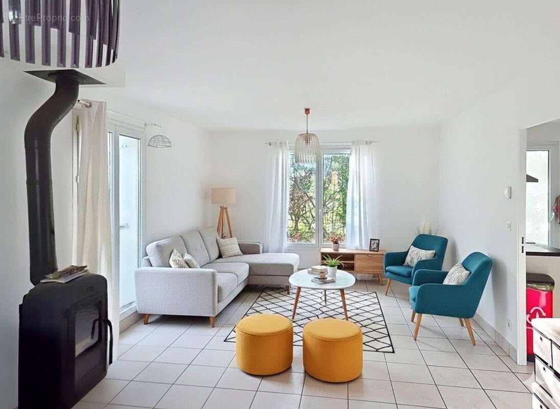 salon av poêle à bois - Maison à DEAUVILLE