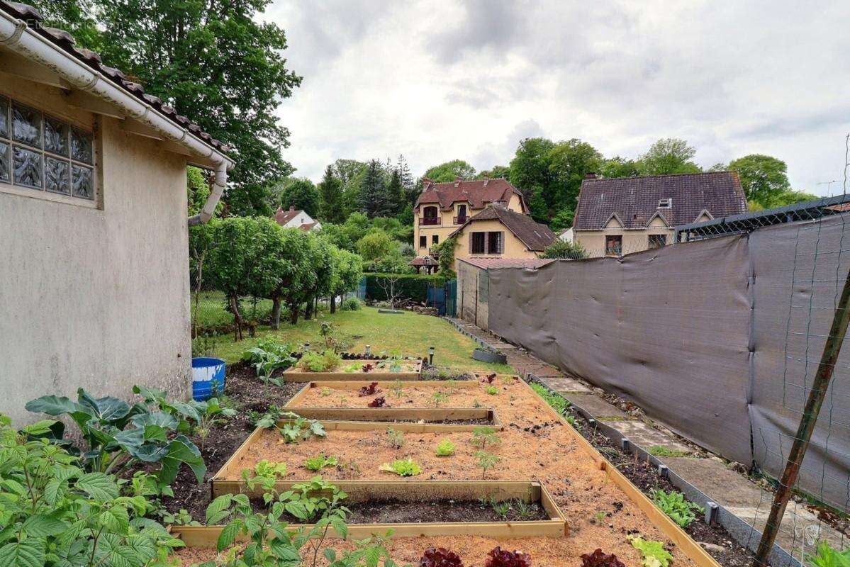 Maison à COUPVRAY