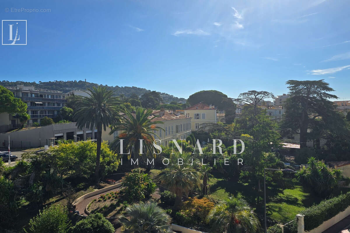 Appartement à CANNES