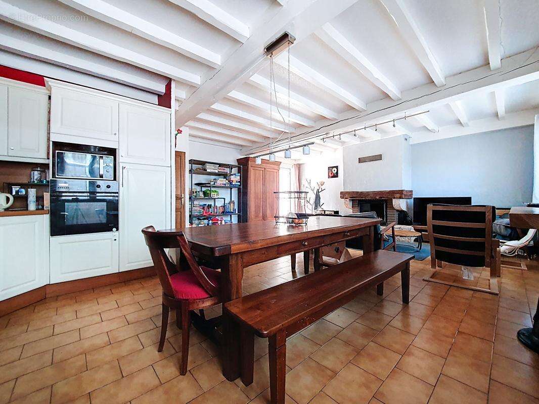 Maison à SAINT-SYMPHORIEN-D'OZON