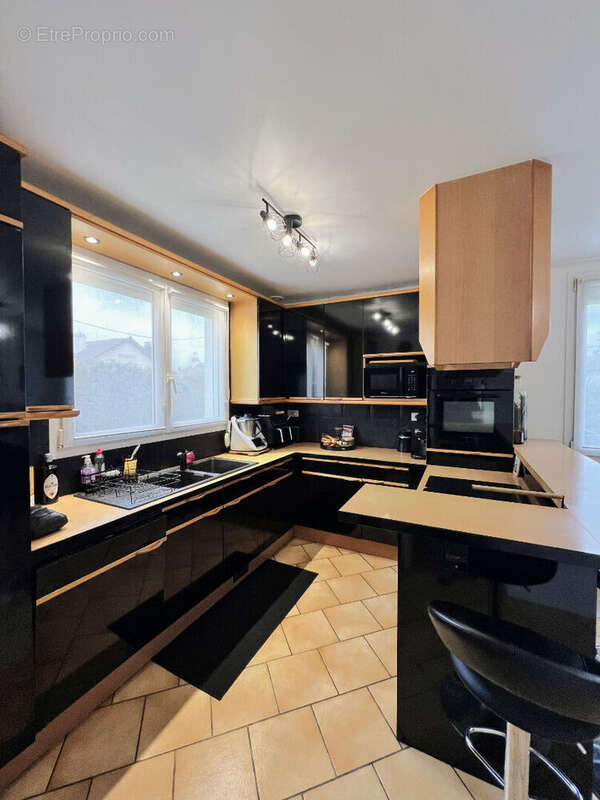 Maison à SURVILLIERS