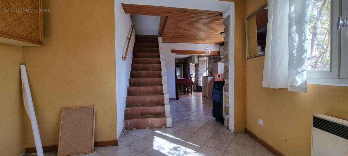 Maison à SAINT-MARTIN-DE-VALAMAS