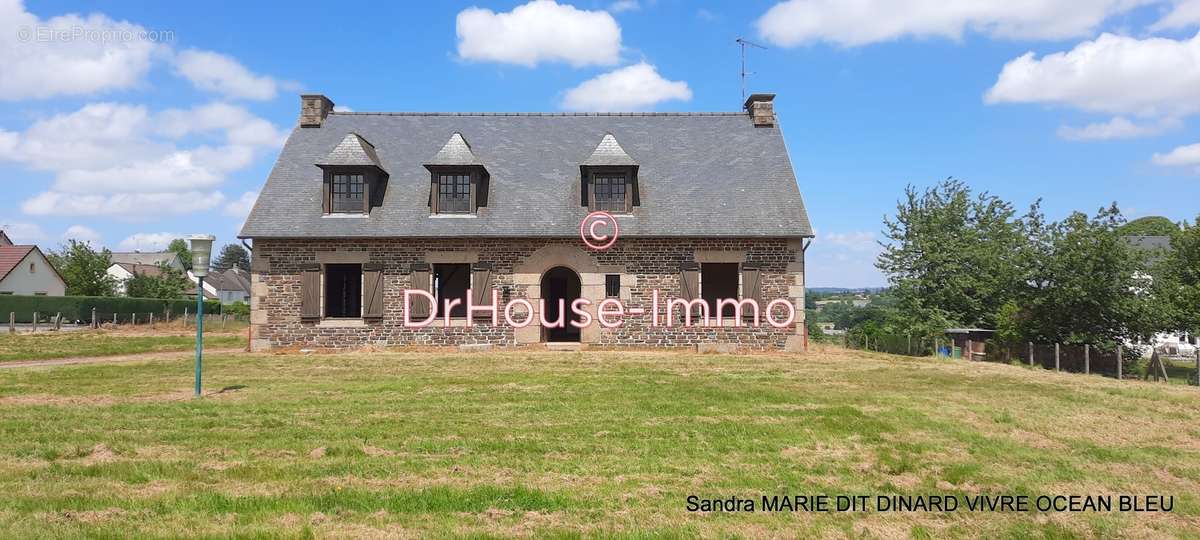 Maison à SAINT-HILAIRE-DU-HARCOUET