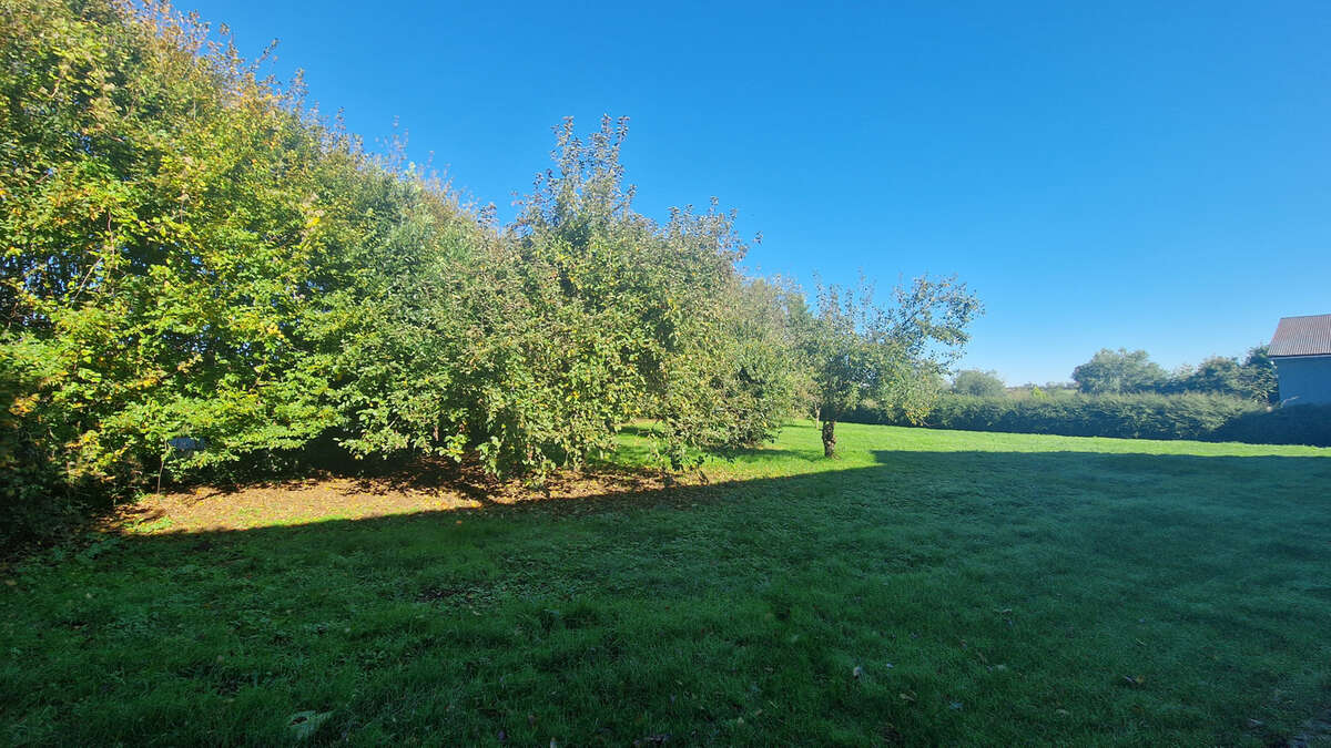 Maison à CELLE-LEVESCAULT