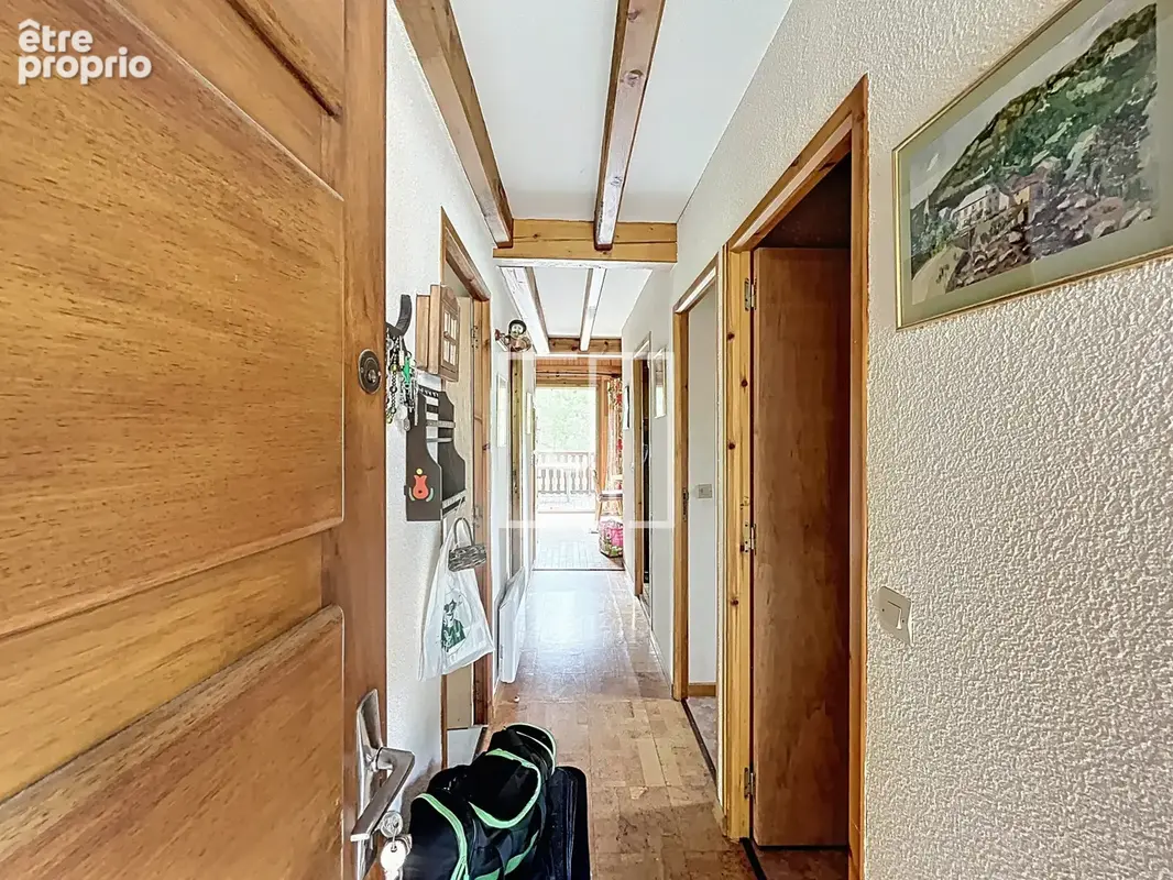 A vendre : Chalet 4 pièces avec terrasse, jardin et garage sur les hauteurs de Barcelonnette - photo 13