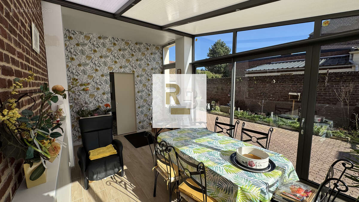 Maison à AIX-NOULETTE