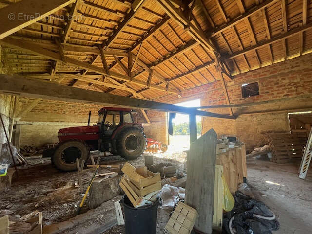 Maison à SAINT-MICHEL-DE-DOUBLE