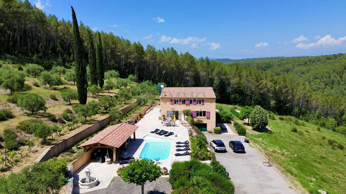 Maison à LORGUES