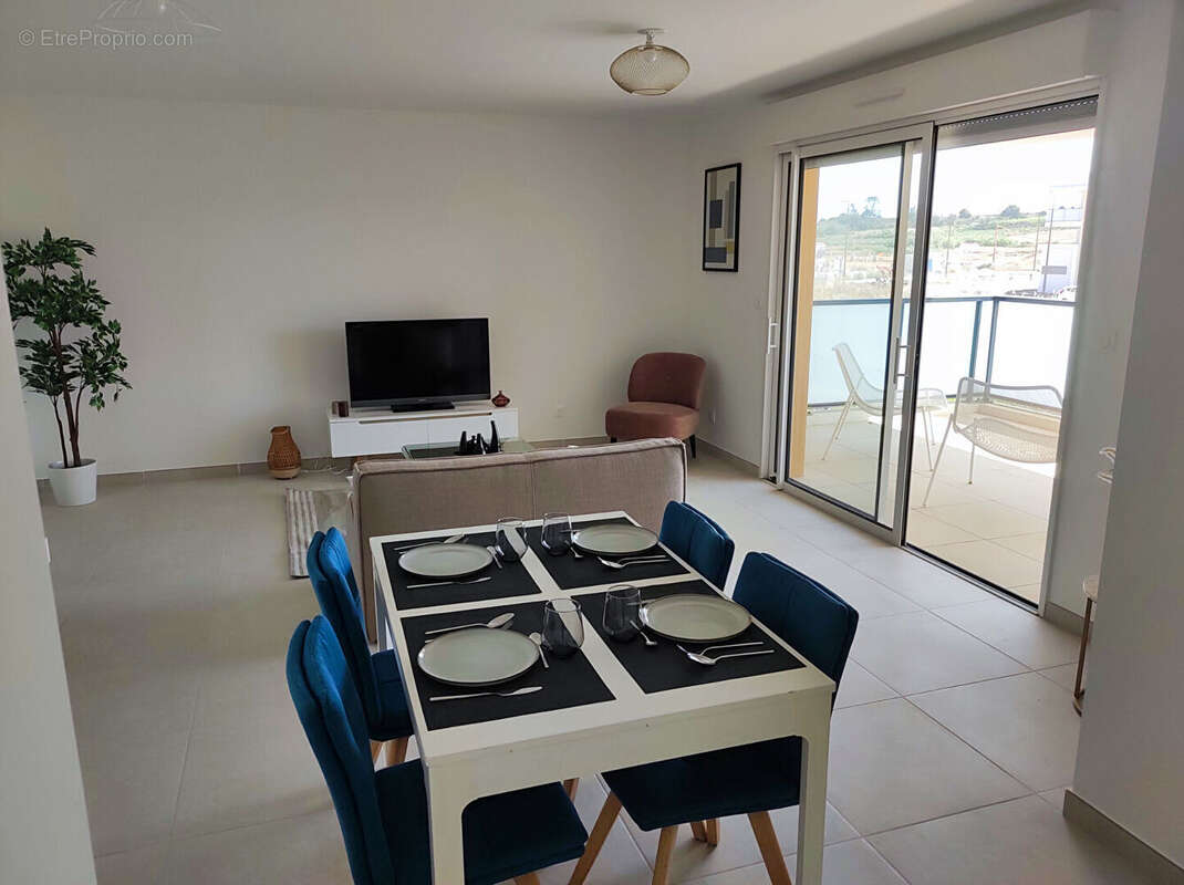 Appartement à SAUVIAN