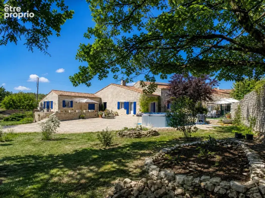 Maison de 7 pièces, 5 chambres, 234 m2 à Villefagnan - photo 11