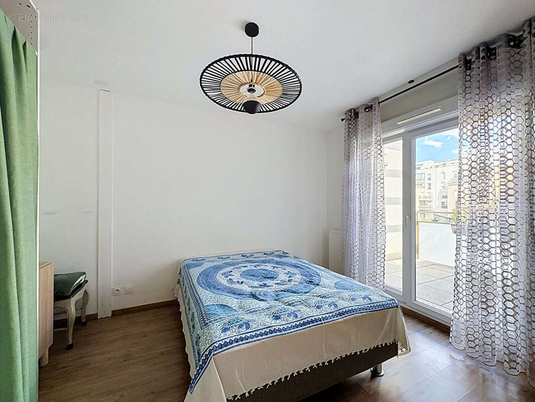 A VENDRE Appartement  2 pièces Caluire Et Cuire 2 pièce(s) 44.86 m2 dernier étage - photo 5