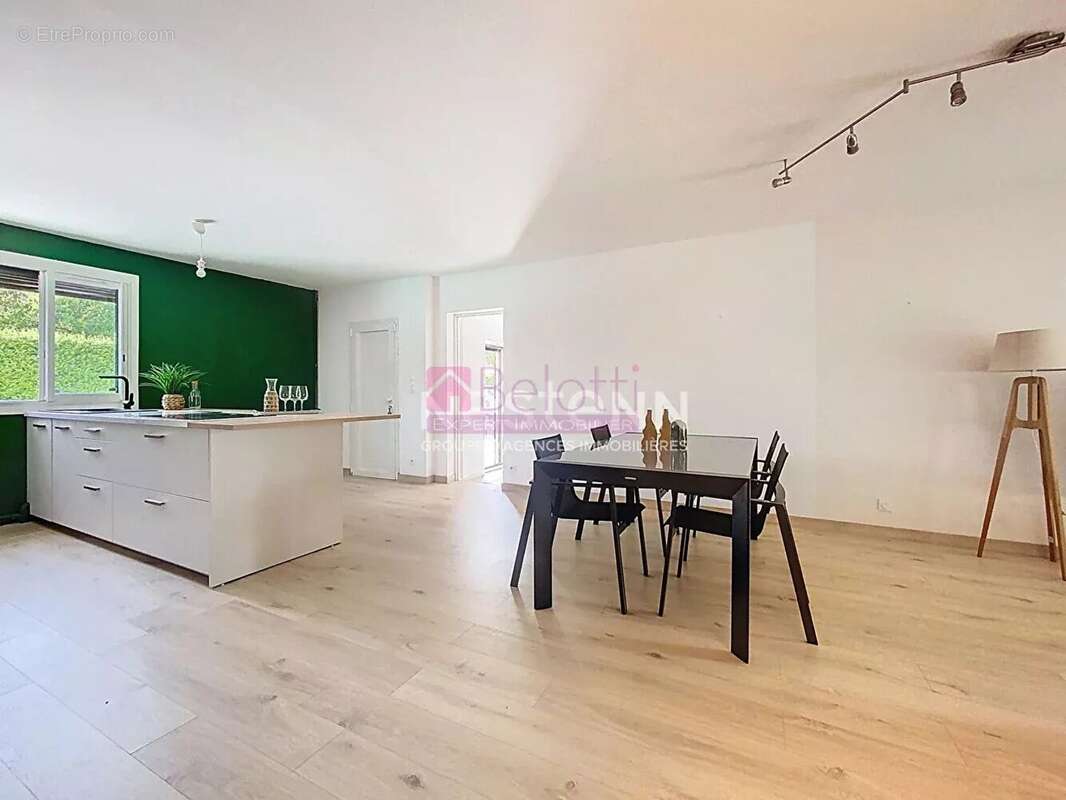 Maison à VILLENEUVE-TOLOSANE