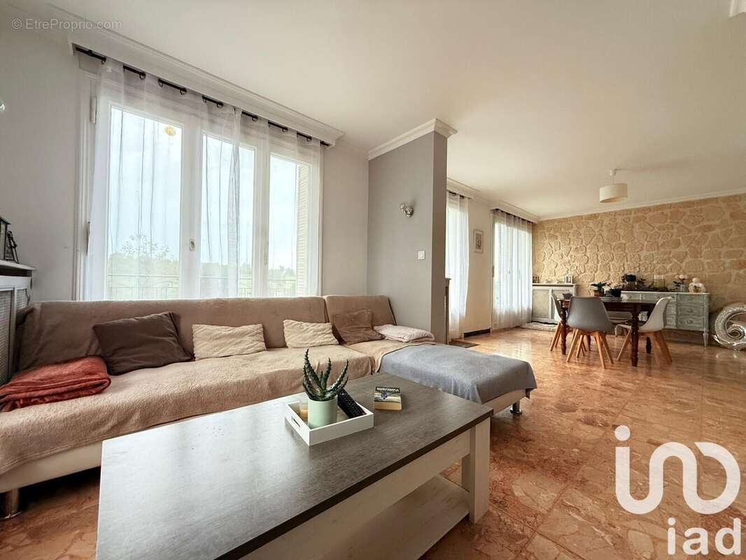 Photo 3 - Maison à CHAROLLES