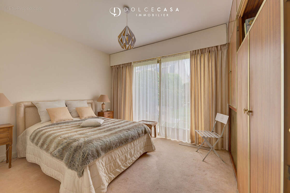 Maison à BRY-SUR-MARNE