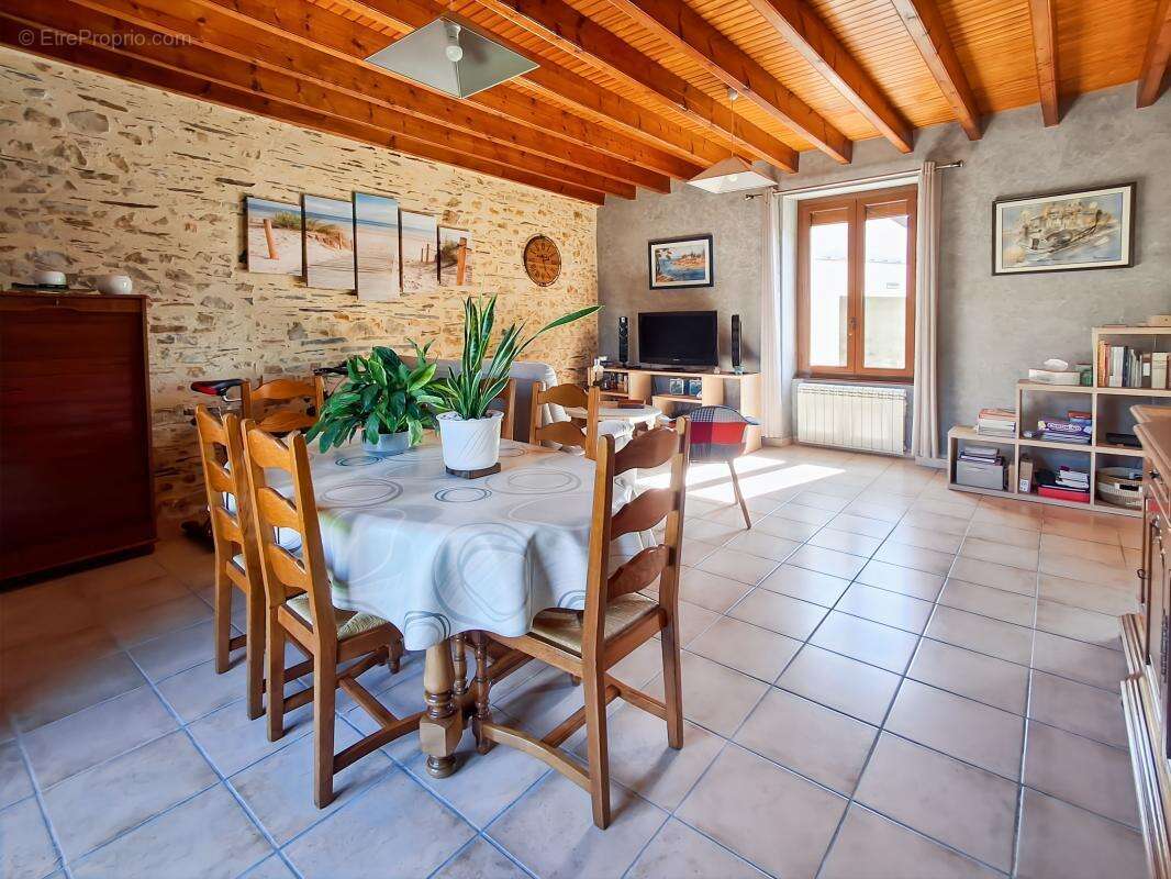 Maison à ERBRAY