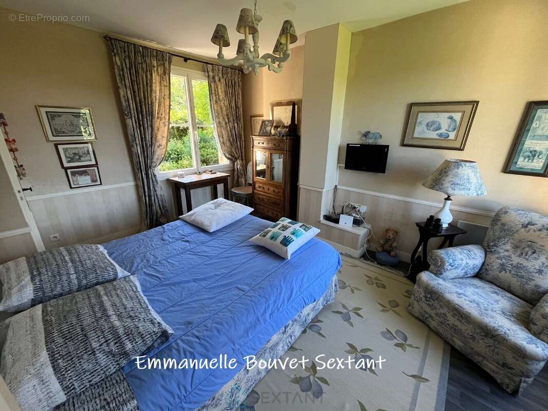 Grande longère du 19ème rénovée, 320 m², gîte et chambres d'hôtes, terrain de 1,5 ha, 5 min des commodités - photo 15