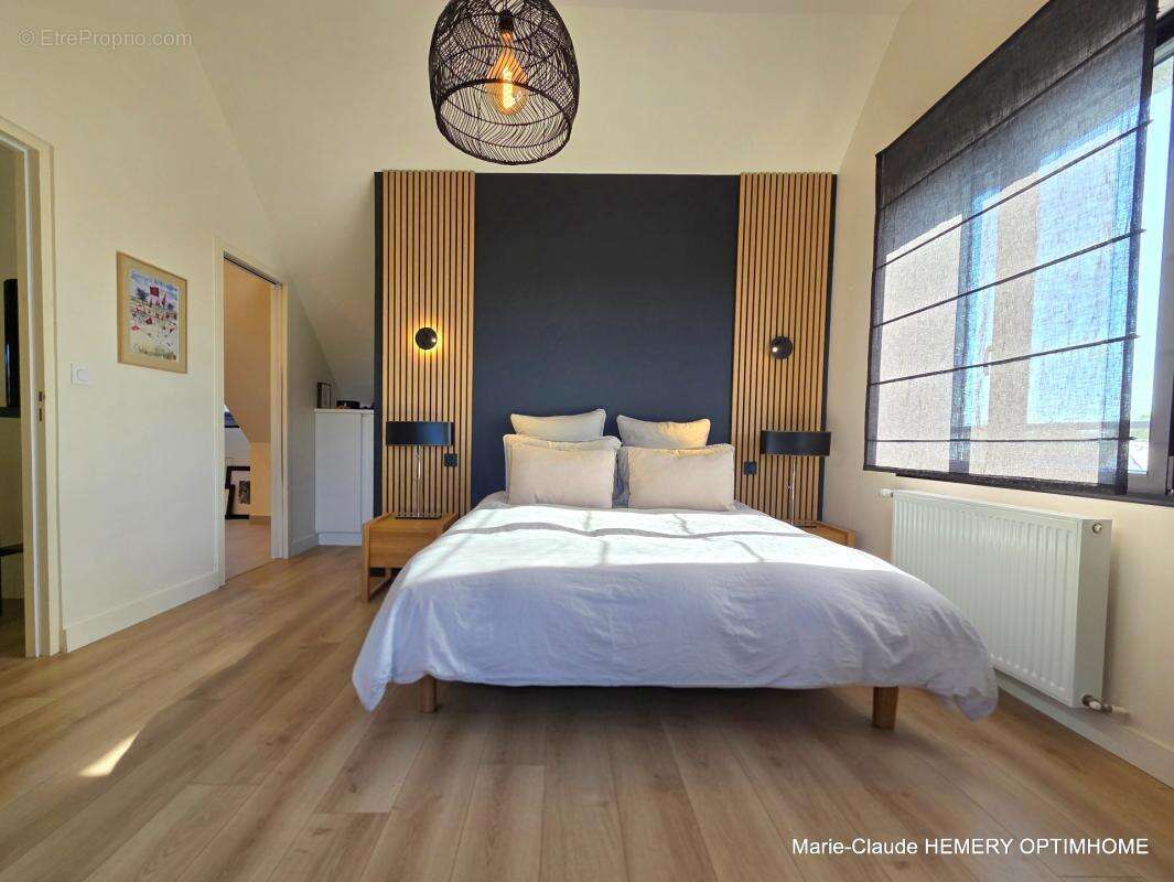 Dinard, Thalassothérapie, belle Villa BBC de 202m² sur parcelle de 400 m² clôturée et paysagée. Rénovation récente de qualité - photo 11
