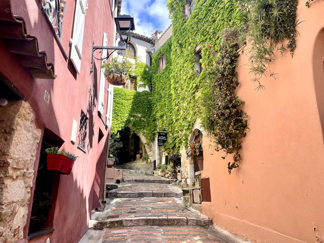 Appartement à ROQUEBRUNE-CAP-MARTIN