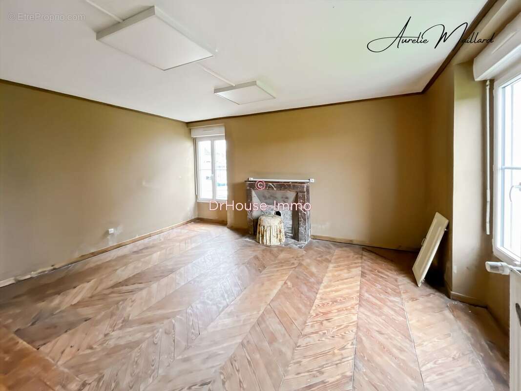 Maison 143 m² à Saint-Aignan-De-Cramesnil  - photo 2