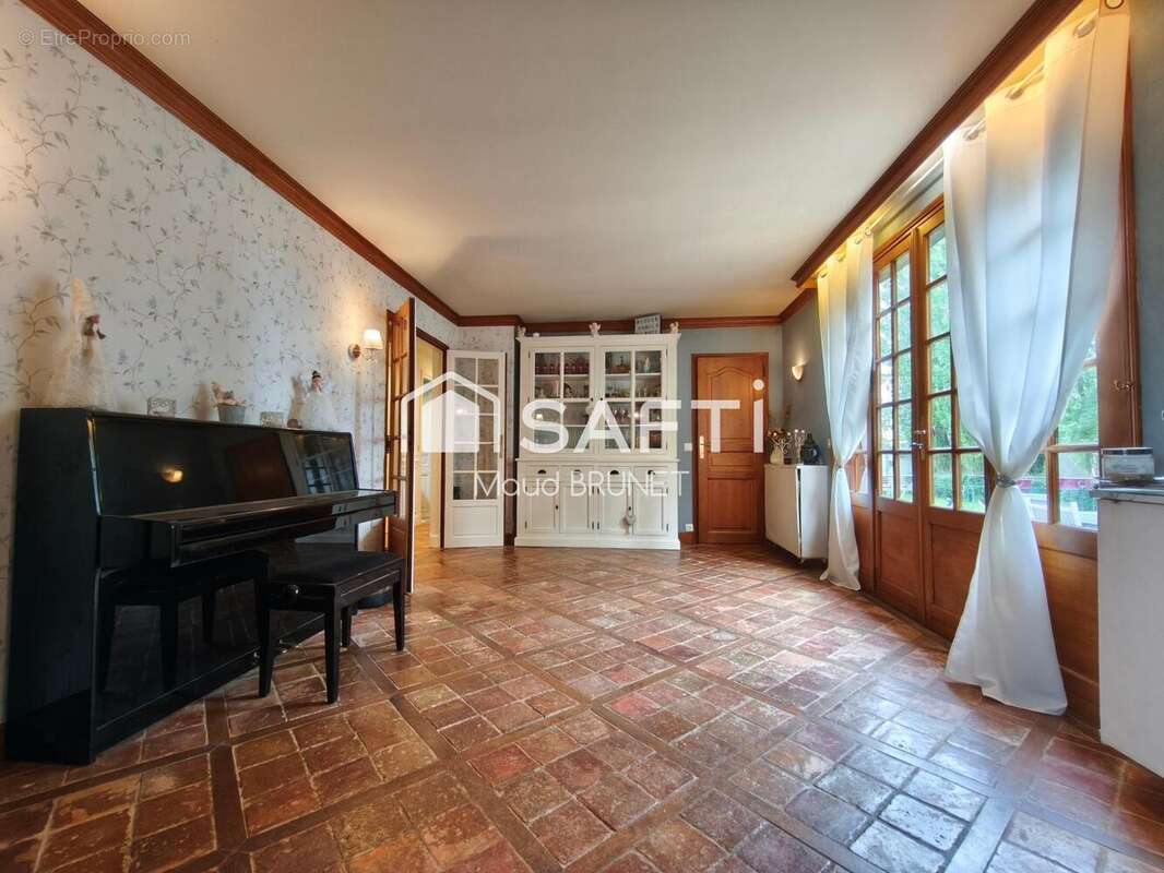 Photo 6 - Maison à HOUDAN