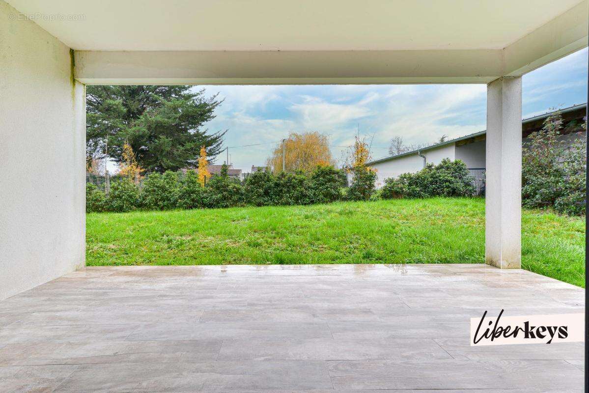 Appartement à SAINT-SEBASTIEN-SUR-LOIRE